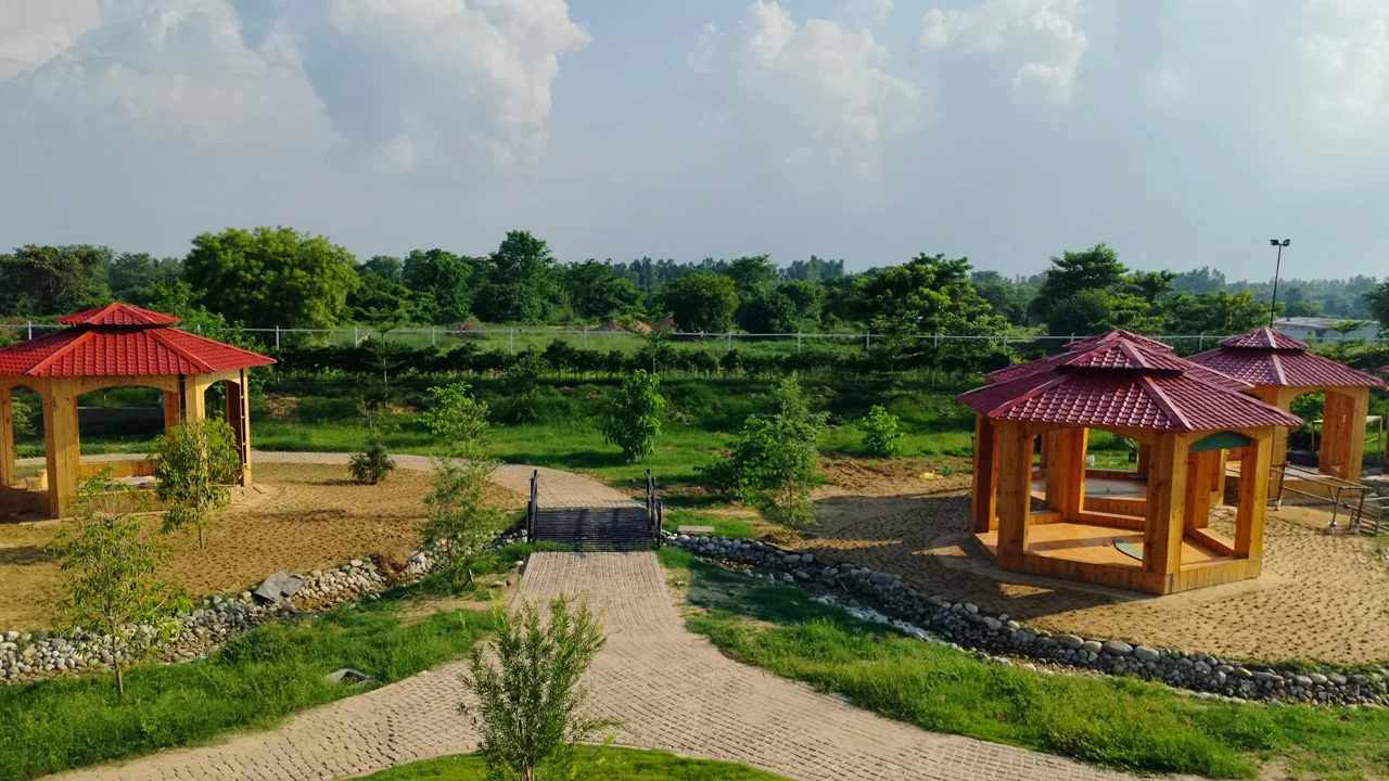 Home site office image 24